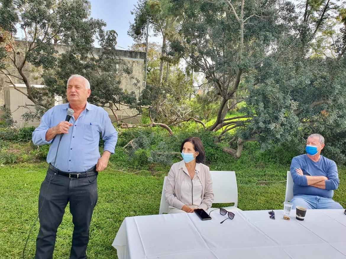 שר החקלאות וראש המועצה במהלך הביקור במועצה 
