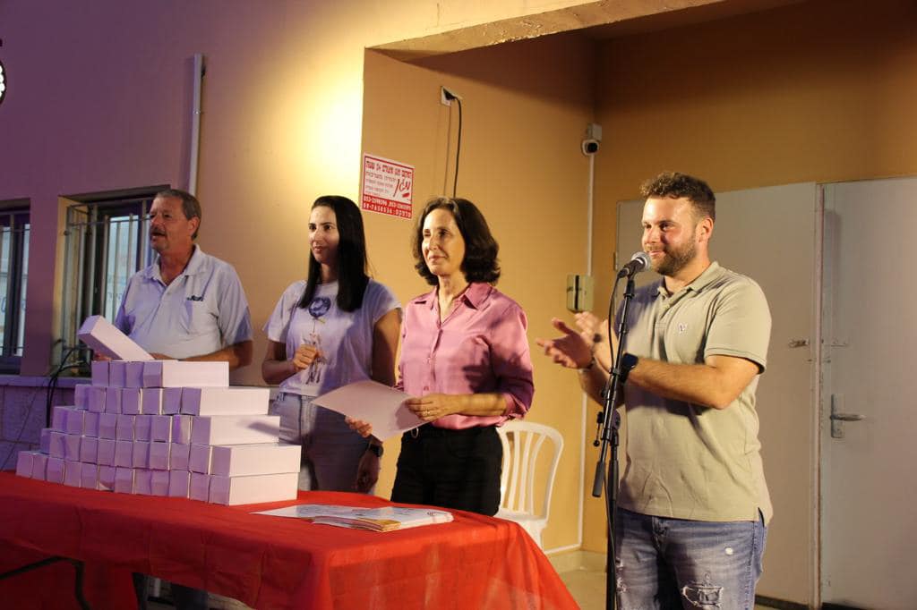 ראש המועצה בטקס חלוגת המלגות