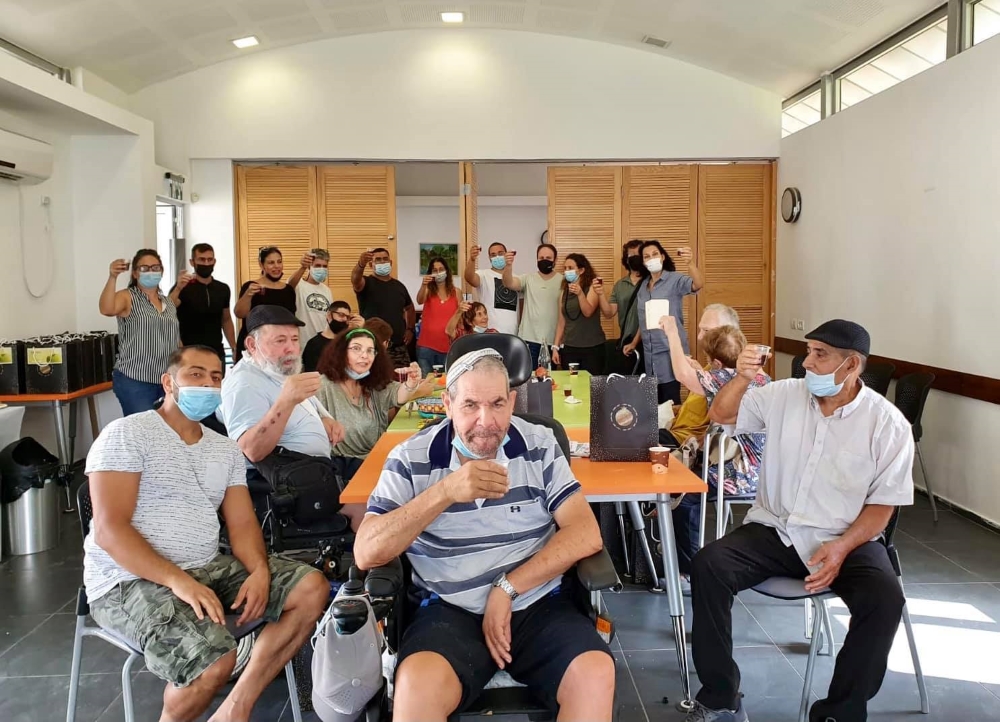 חלוקת שי לחברי קהילה תומכת נכים