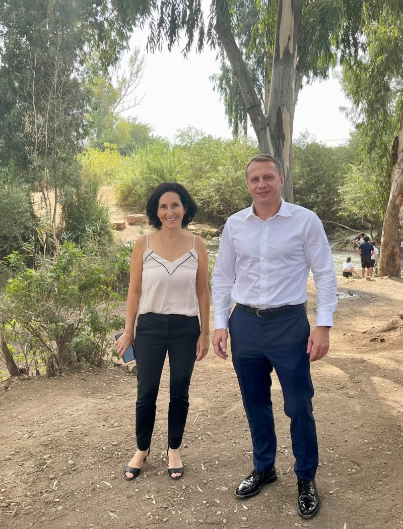 ראש המועצה אושרת גני גונן במפגש עם שר התיירות יואל רזבוזוב