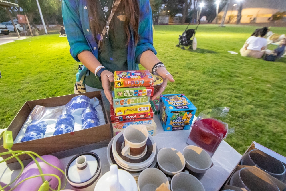 דוכן בהפנינג הירוק במועצה