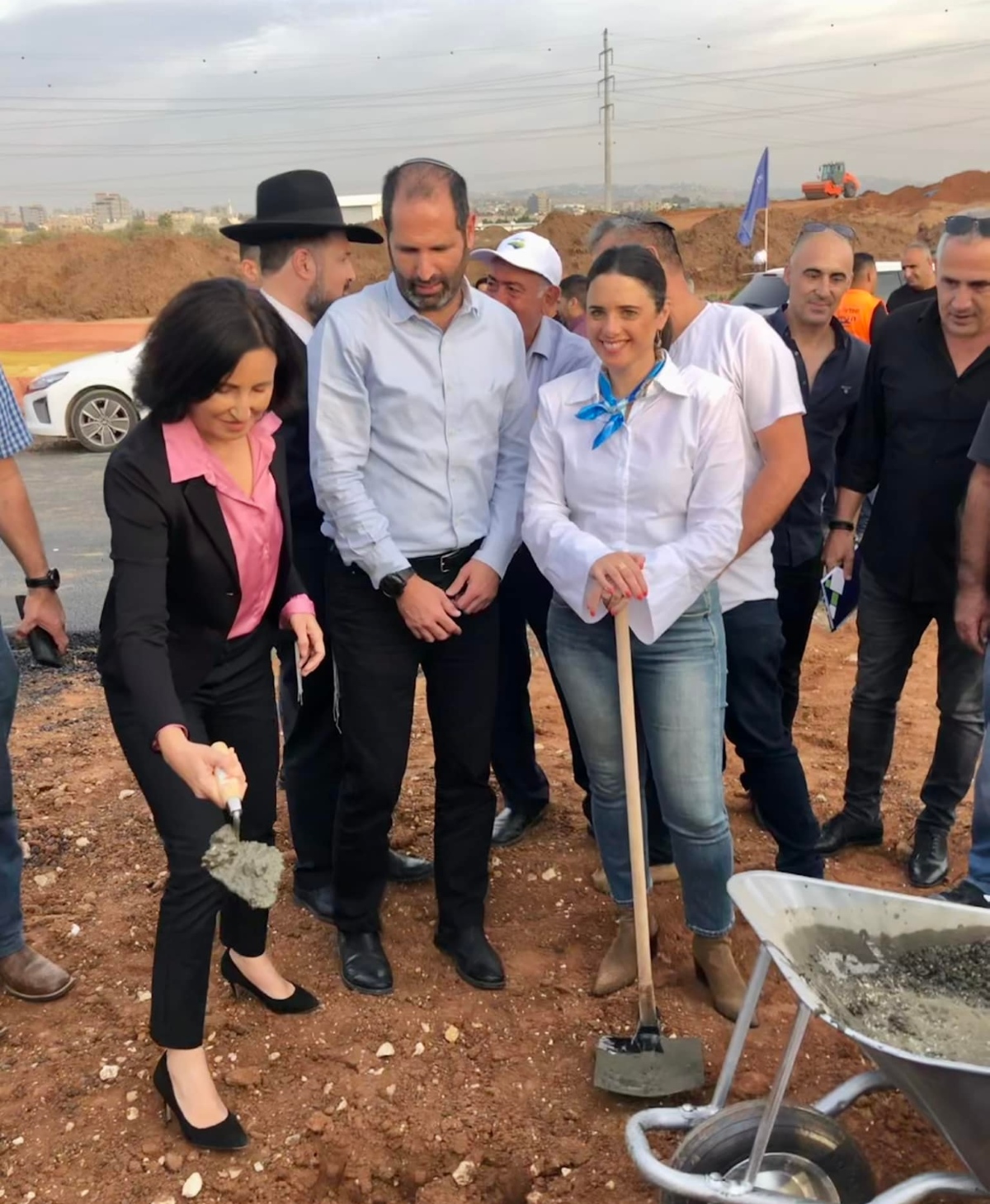 ראש המועצה ושרת הפנים בטקס חניכת פארק העסקים בדרום השרון