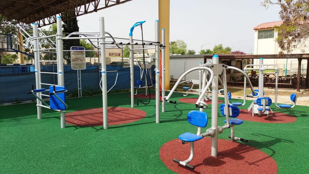 מתקני ספורט וכושר חדשים בבית חינוך ירקון בדרום השרון