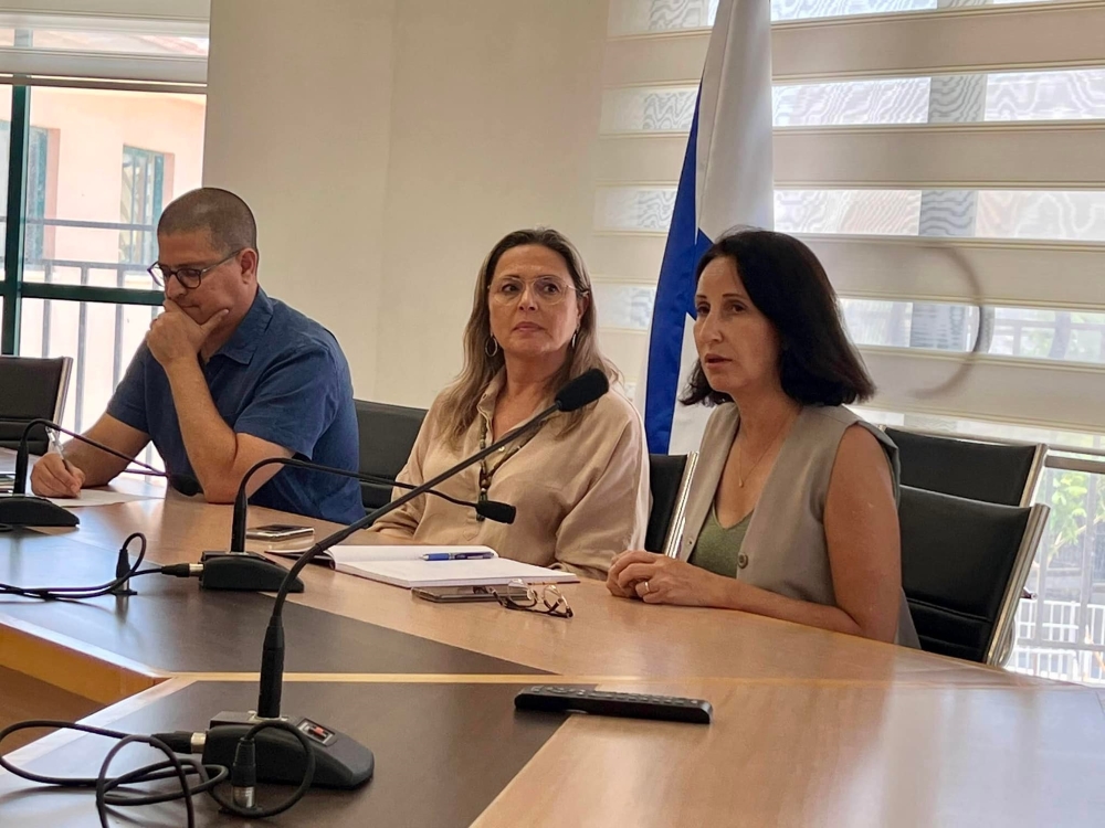 אושרת גני גונן ונני רייזנברג במפגש הסיום של התוכנית