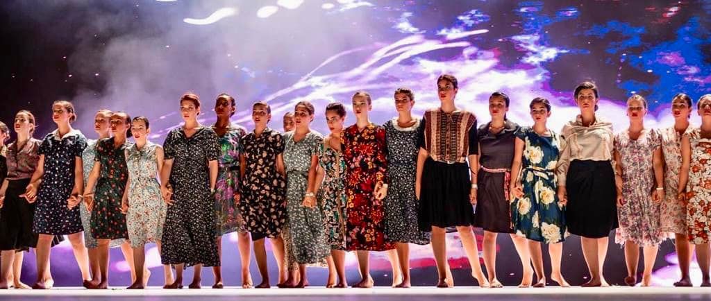 להקות המחול דרום השרון בהופעה בפסטיבל המחולות בכרמיאל