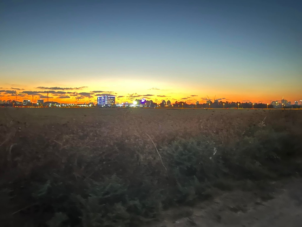 נופי דרום השרון בטיול עששיות לילי