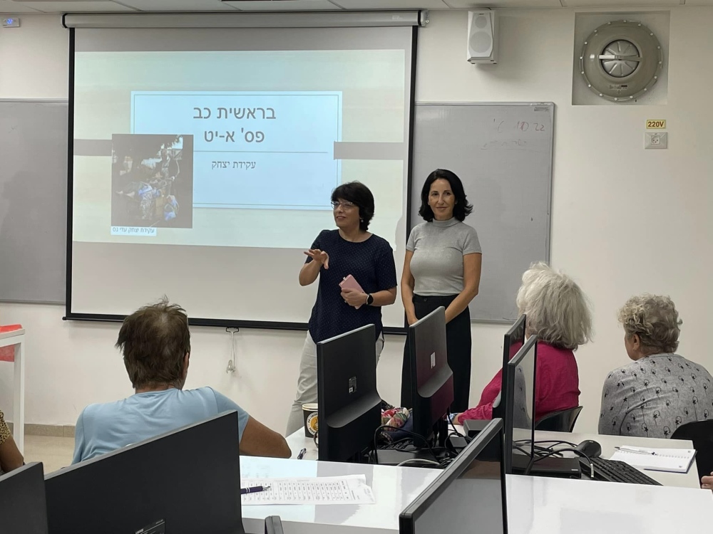 ראש המועצה בביקור בכיתת הותיקים של בית ספר תיכון שש שנתי עמי אסף