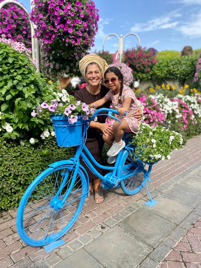 תמונה של דפנה לוי, משתתפת בתחרות הסבתא של המדינה