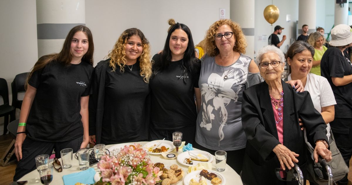 תמונות מחגיגת יום ההולדת לוותיקי המועצה שחגגו 90 ו-100 עגול