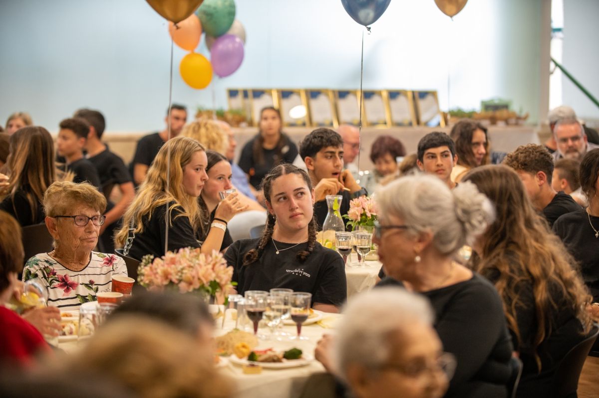 תמונות מחגיגת יום ההולדת לוותיקי המועצה שחגגו 90 ו-100 עגול
