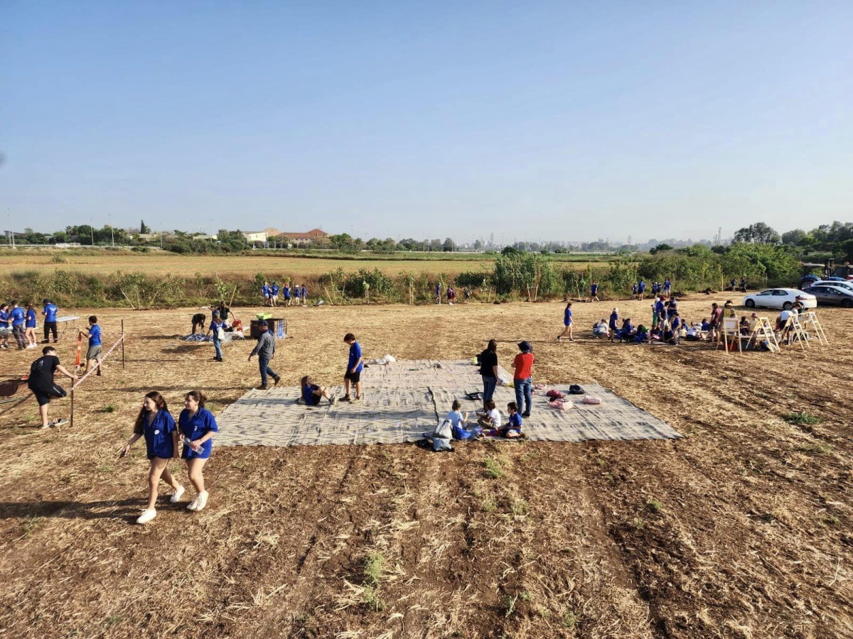 נוטעים ארצישראלי - נטיעות בדרום השרון