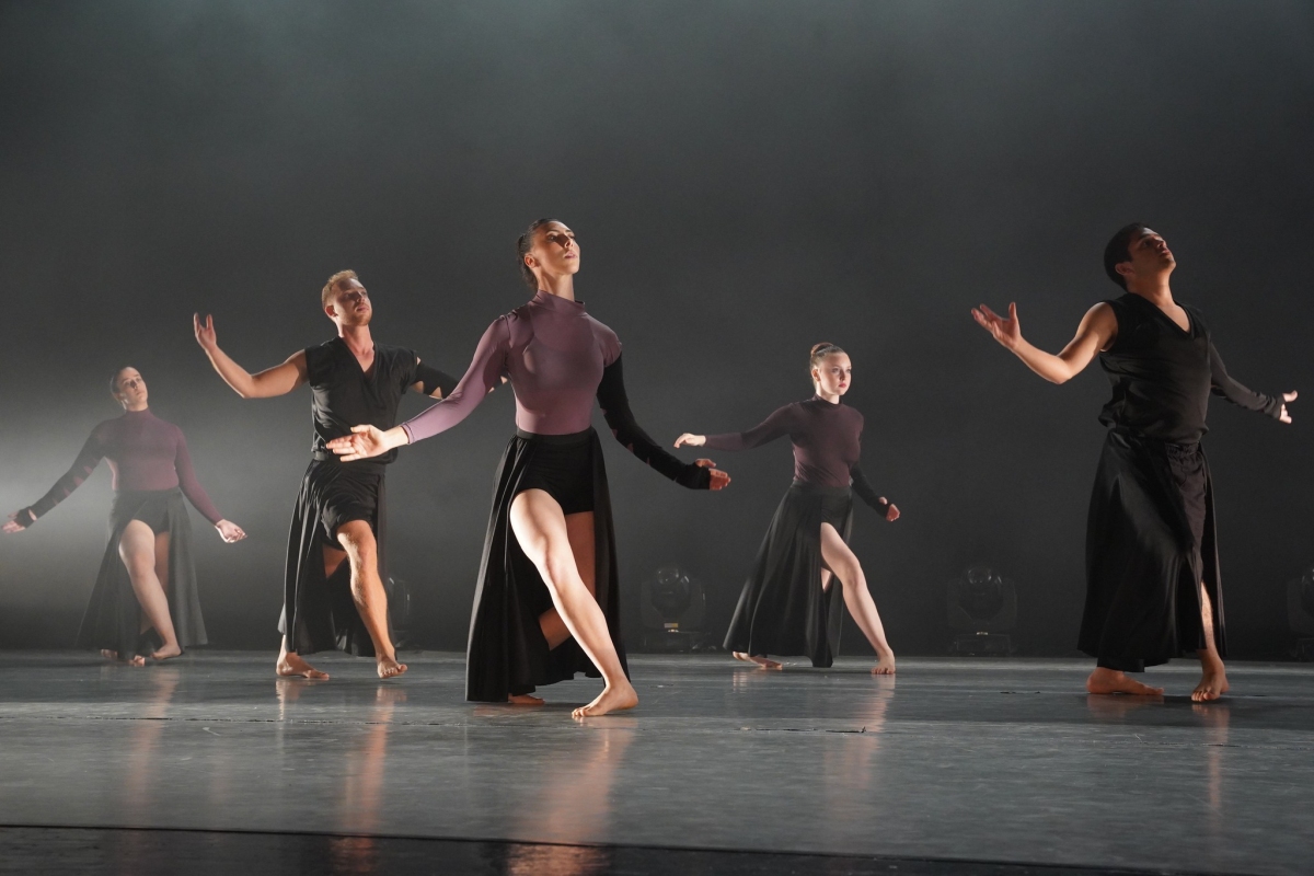 שבועות - מחול לבן