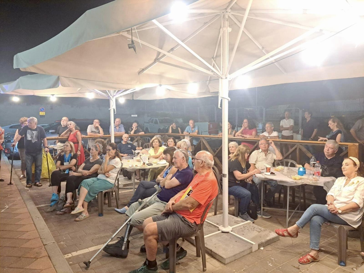 תמונות מפאב הזהב