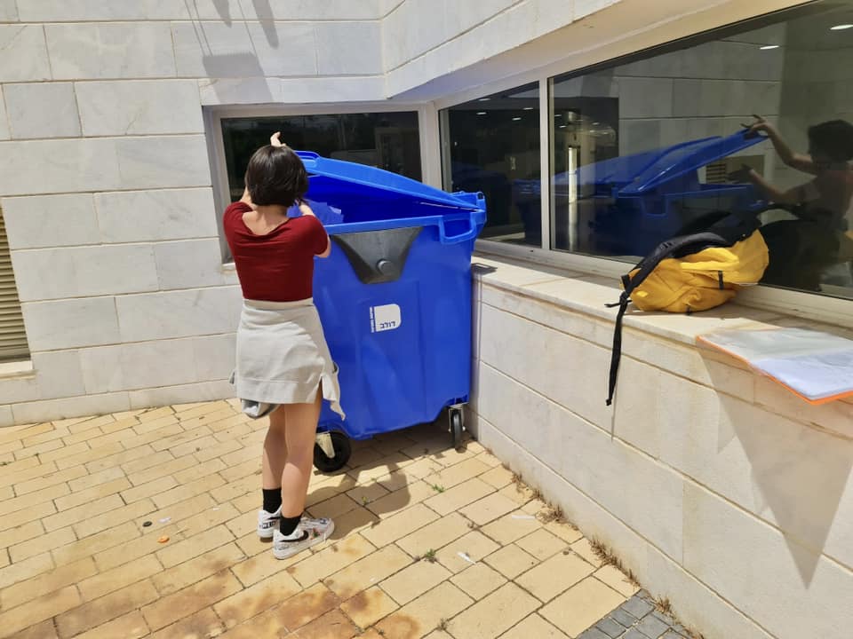 תמונות מפיילוט ראשון בבית ספר תיכון שש שנתי עמי אסף