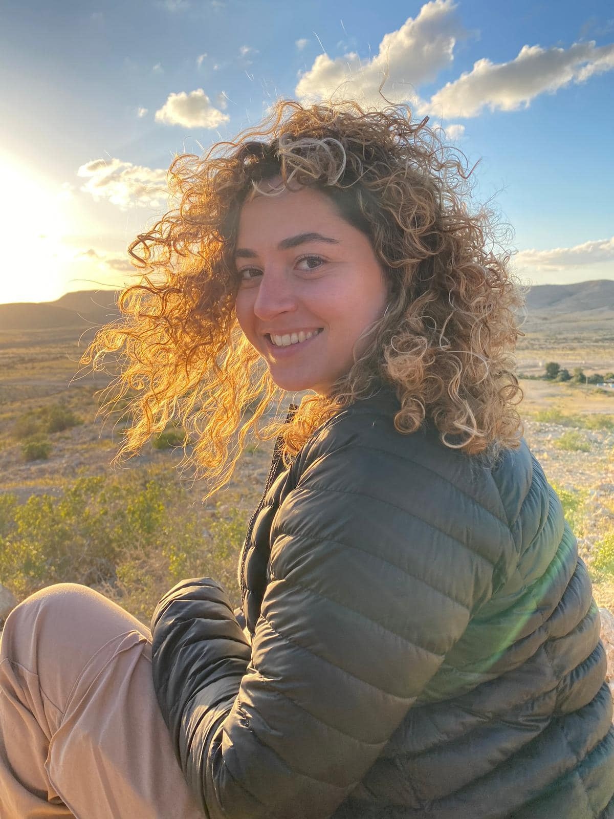 ענבר טורס, ממושב נווה ימין, אשר לוקחת חלק בפרוייקט המלגות