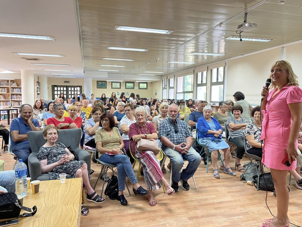 תמונה מתוך שיעור כיתת הותיקים בבית חינוך ירקון 