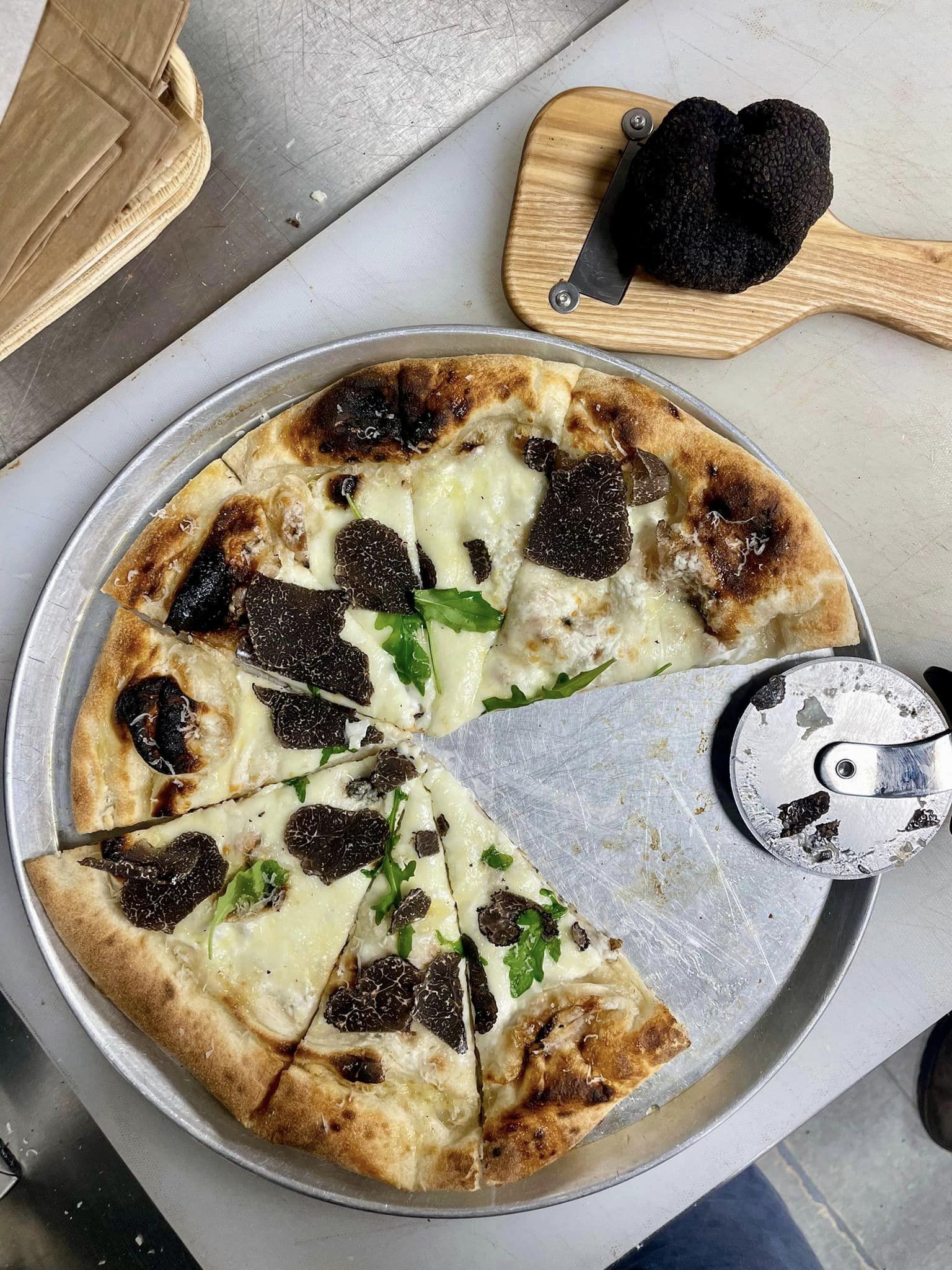 תמונות של עגלת הקפה בגבעת חן