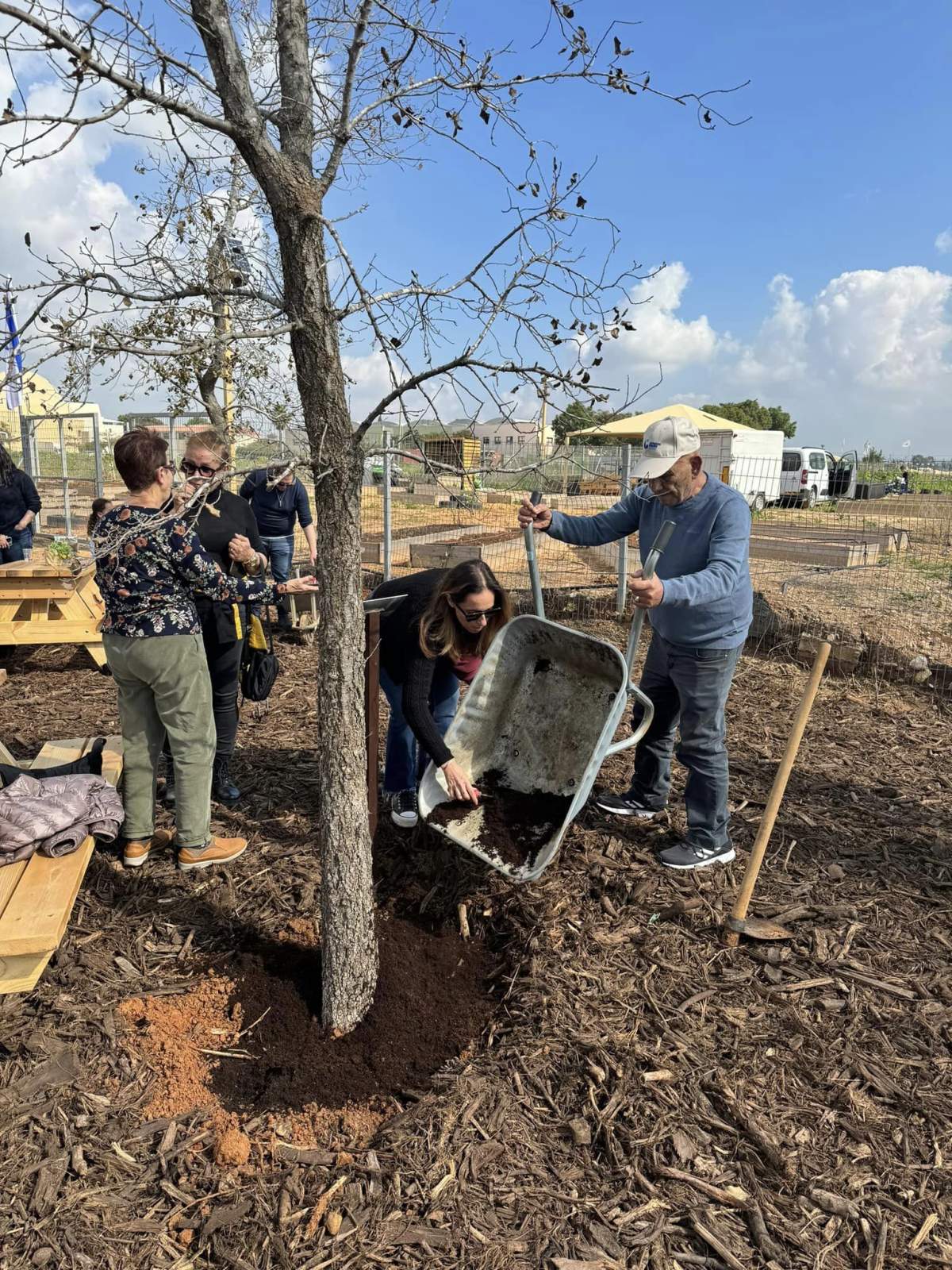 תמונות מארוע הנטיעות לזכרם