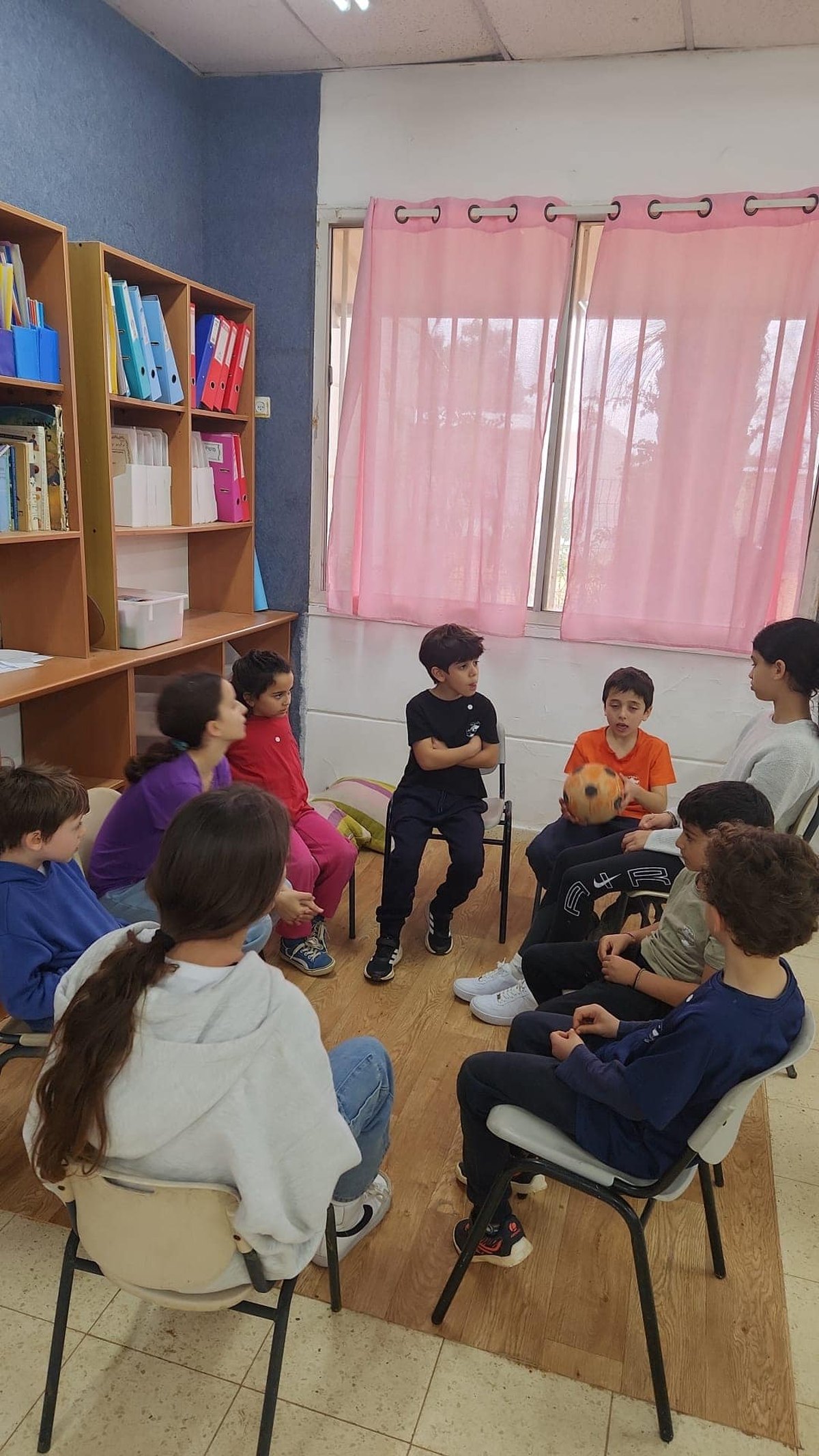 תמונות תלמידי דרום השרון בביקור בבתי ספר אחרים במועצה...