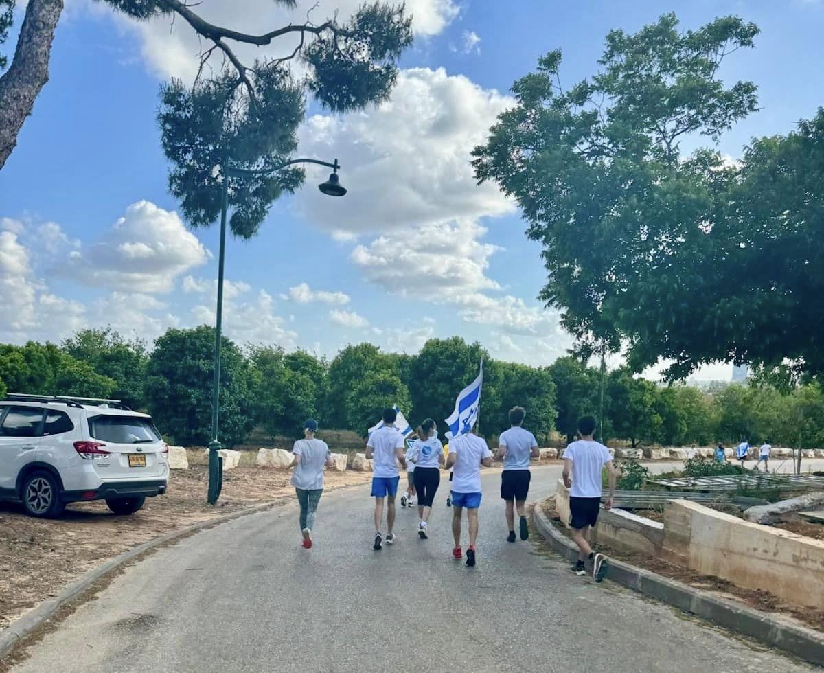 תמונות מרצים לזכרם.ן בדרום השרון