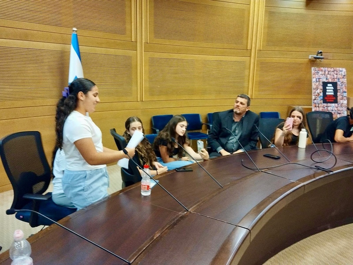 ​​​​​​​תמונות מביקור תלמידי חטיבת הנעורים בכנסת ישראל