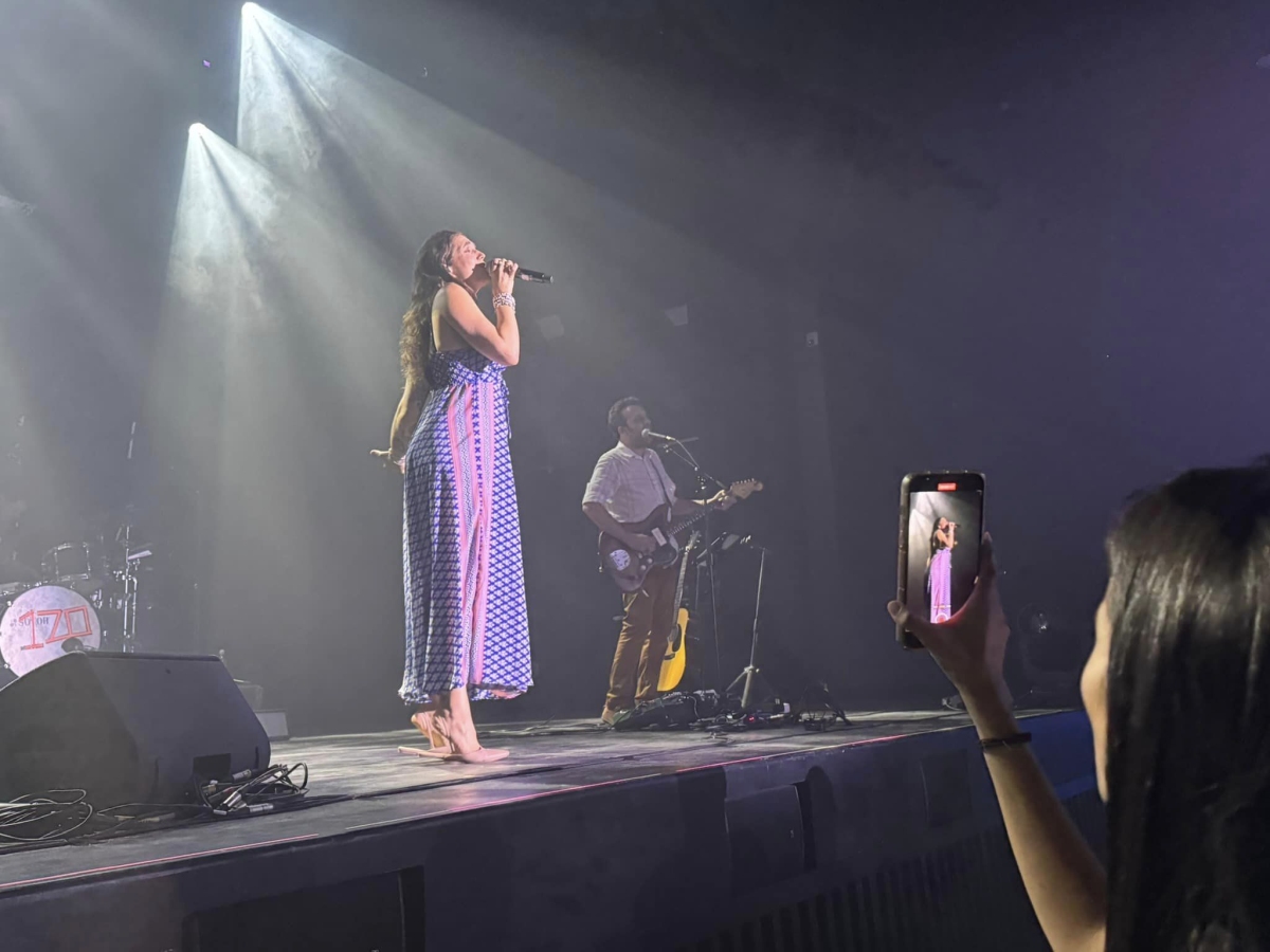 תמונות מהופעתה של מארינה מקסימיליאן בדרום השרון