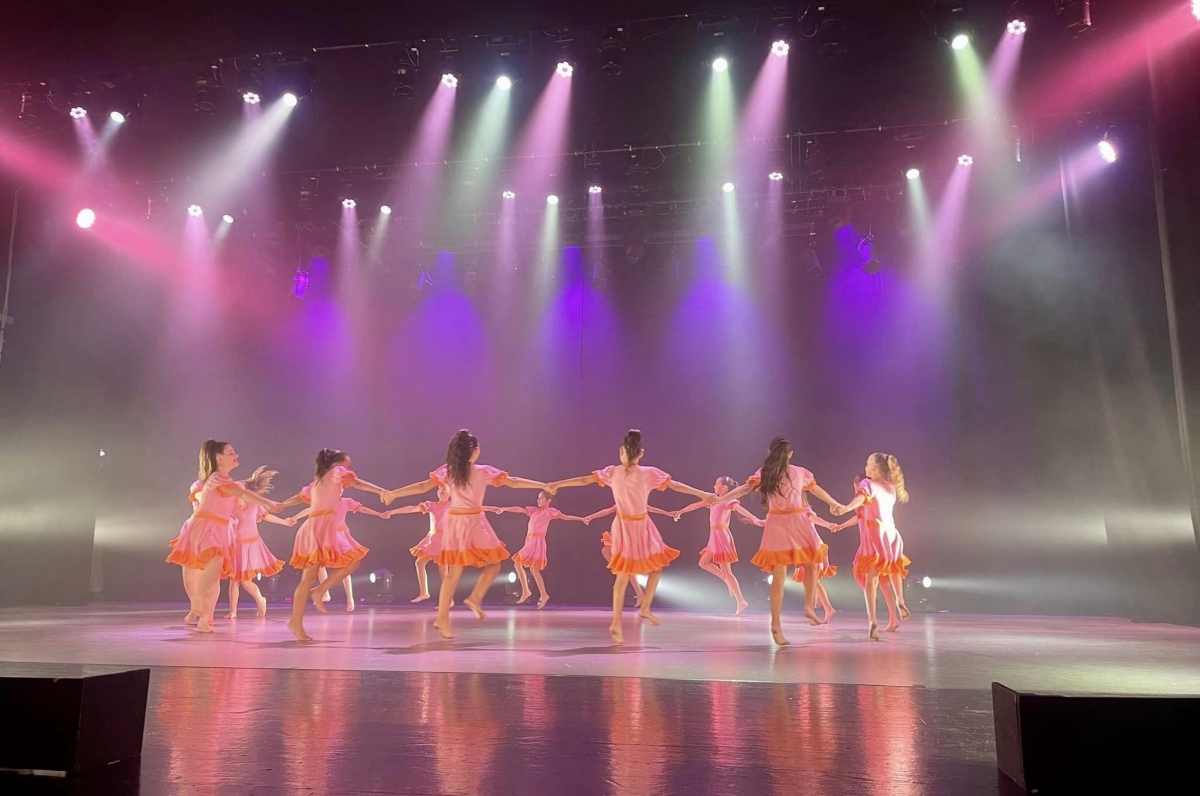 תמונות ממופע דרכנו לזכרה של עדן אלון לוי זכרונה לברכה