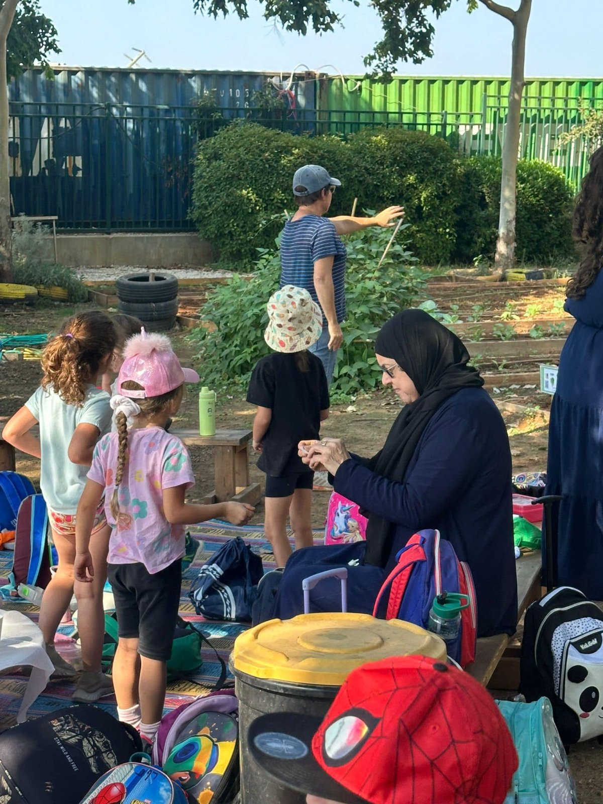 ילדי הגיל הרך בחווה החקלאית