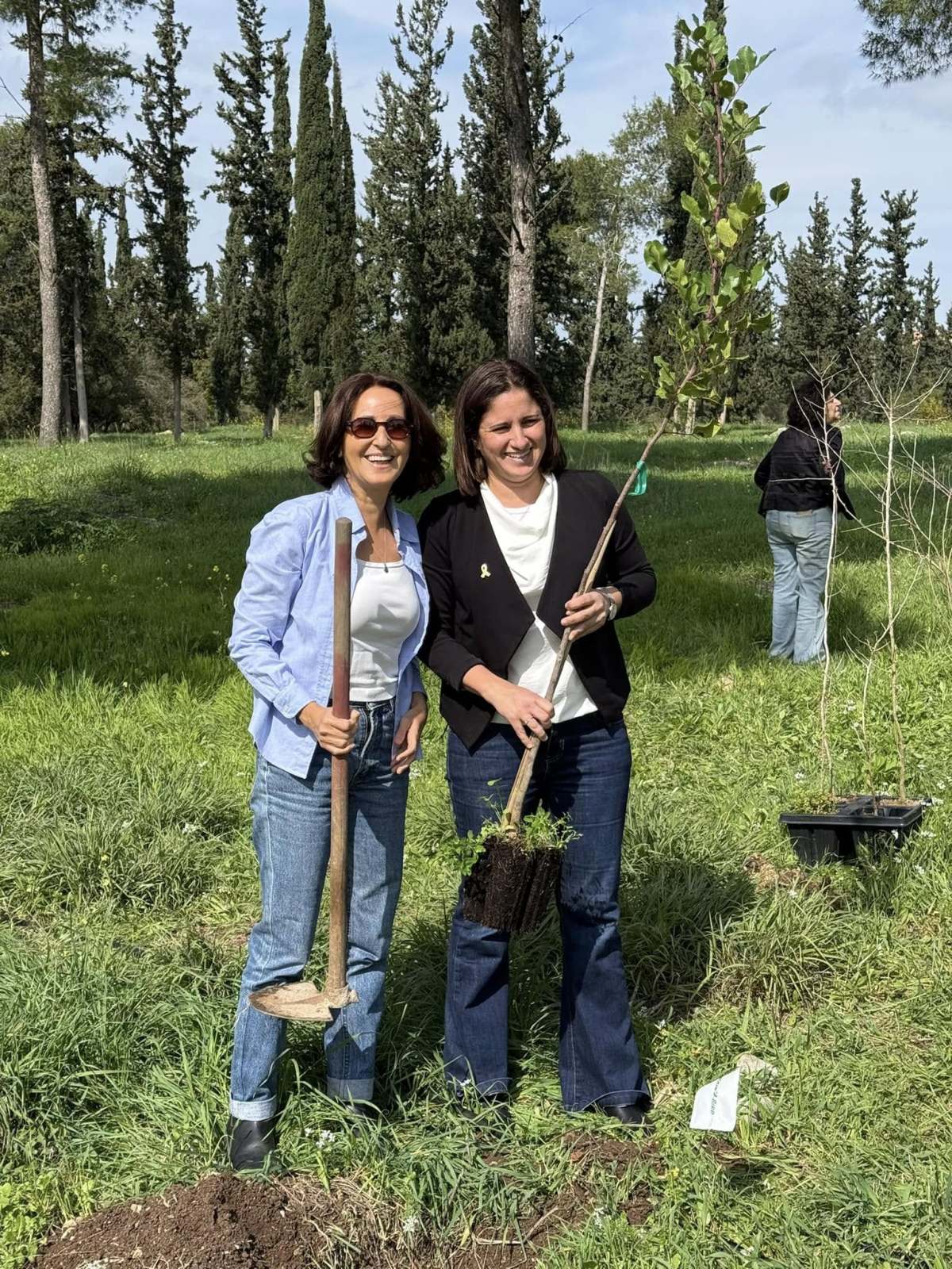 תמונות מאירוע נטיעות משותף דרום השרון - כוכב יאיר צור יגאל