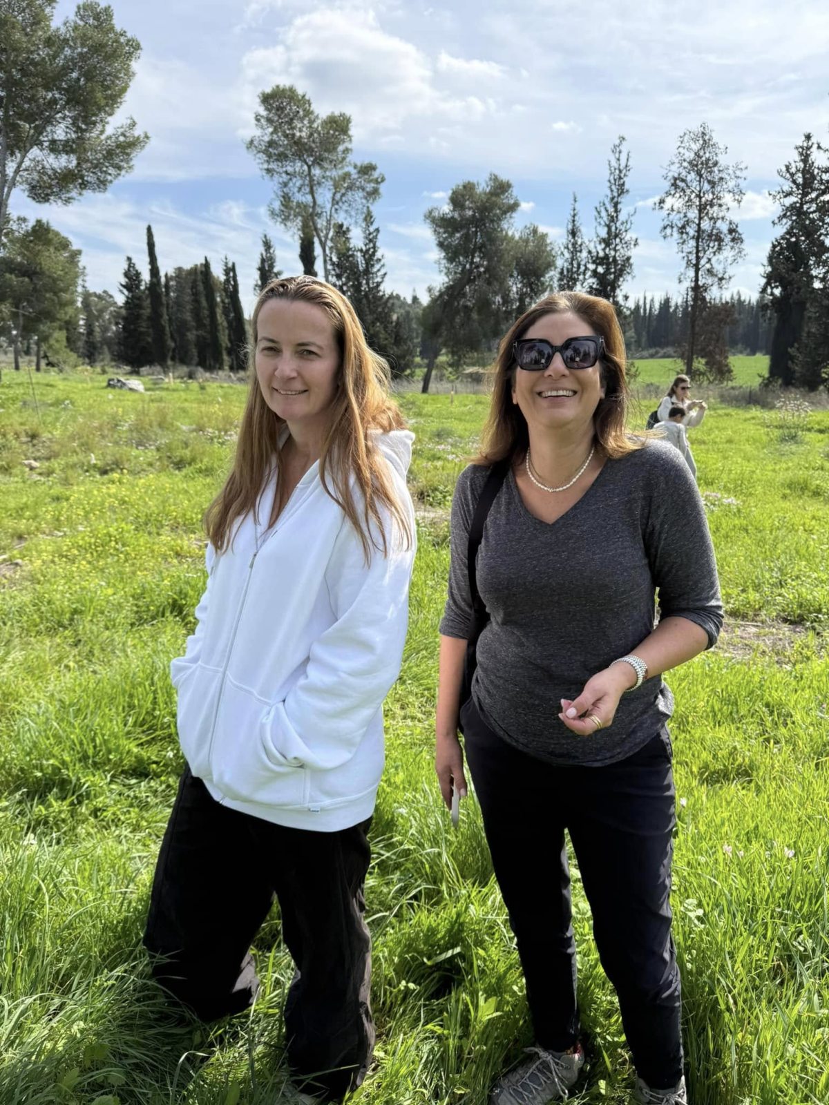 תמונות מאירוע נטיעות משותף דרום השרון - כוכב יאיר צור יגאל