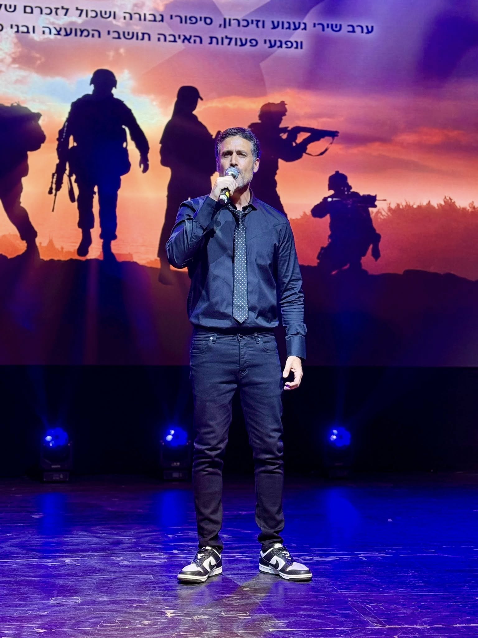 תמונות מתוך ארוע שרים געגוע בדרום השרון