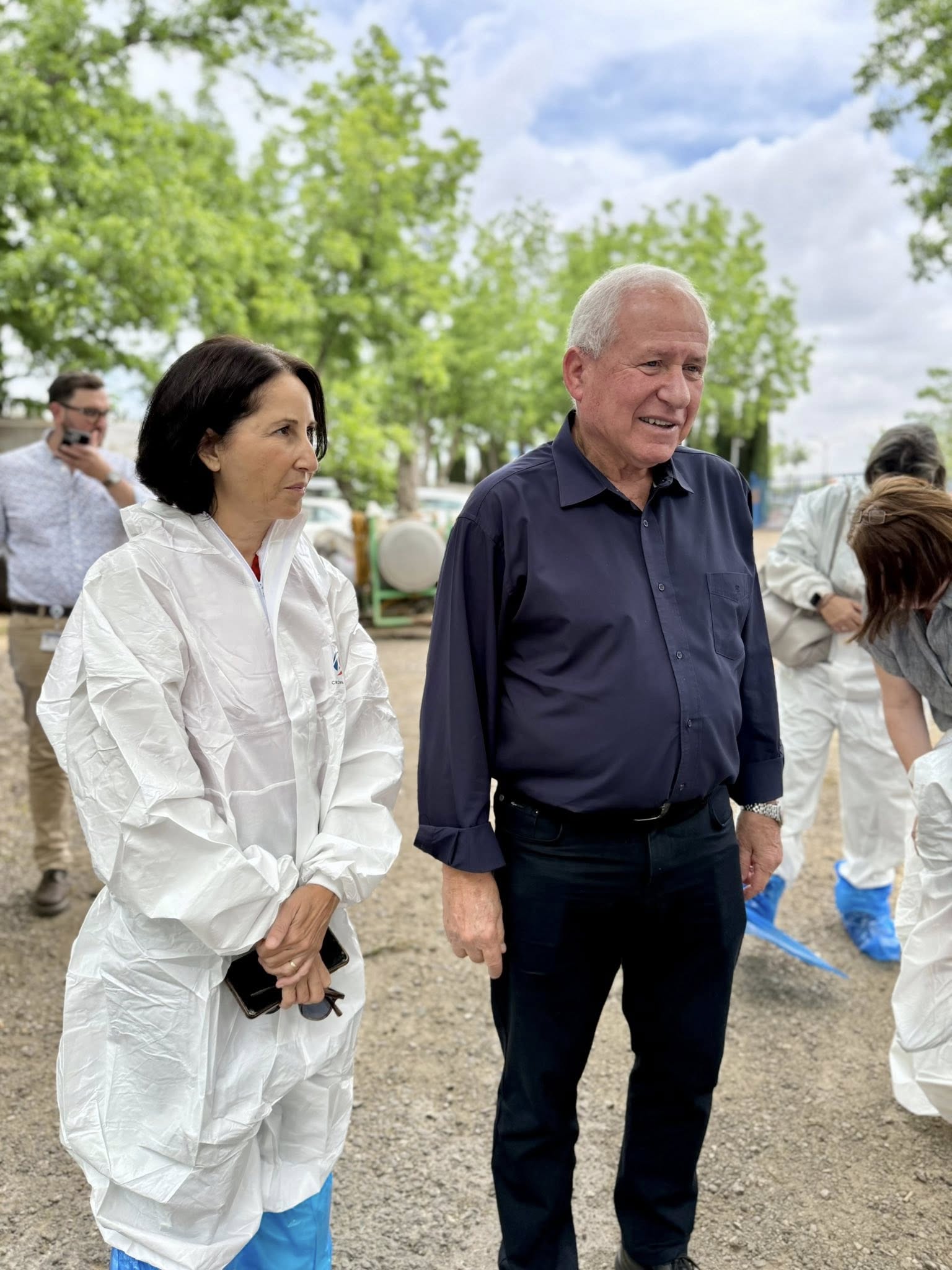 תמונות מביקור שר החקלאות בדרום השרון