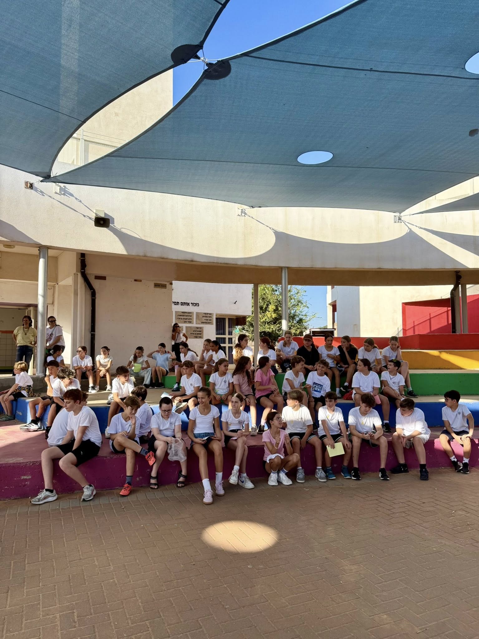 תמונות מפתיחת שנת הלימודים