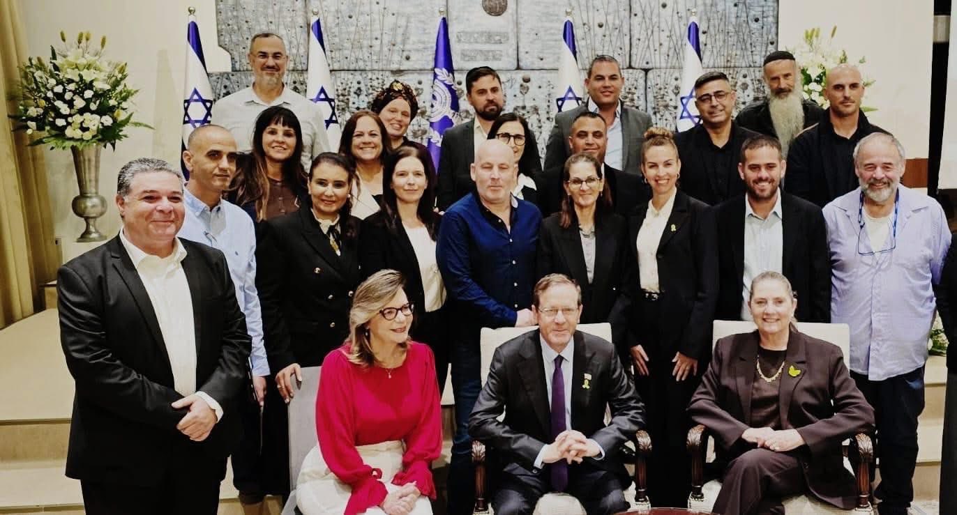 מובילים חינוך ערכי