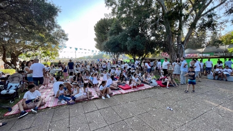 חוגגים יחד את חג שבועות במועצה.jpg