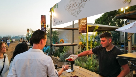 פסטיבל היין והמחולות הראשון של המועצה האזורית דרום השרון 5.jpg