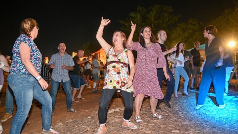 פסטיבל היין והמחולות הראשון של המועצה האזורית דרום השרון 14.jpg