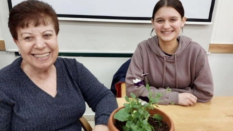 נוער דרום השרון בפעילות לחג טו בשבט במועדון קפה בשדה (4).jpg