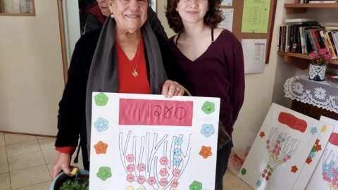 נוער דרום השרון בפעילות לחג טו בשבט במועדון קפה בשדה (5).jpg